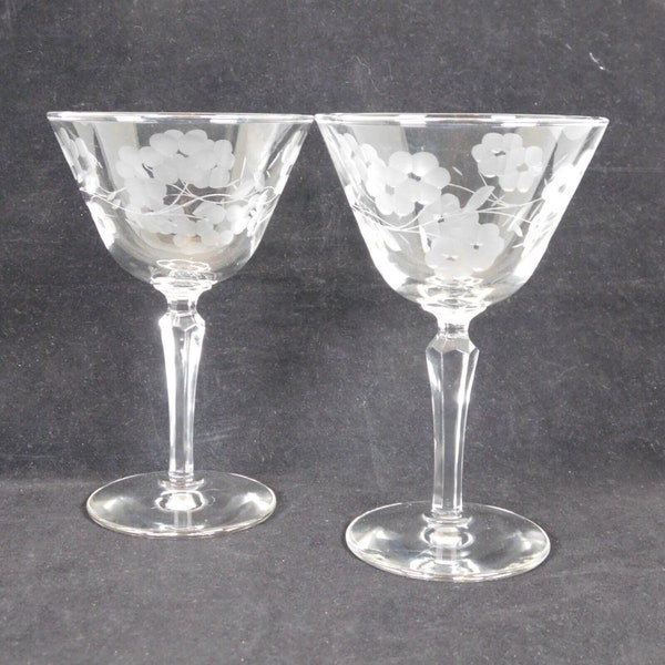 Set of 2 Libbey Glass Glenmore Etched Champagne Tall Sherbet 6 in tall Vintage