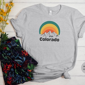 Retro Colorado Mountain Shirt, Colorado Gift, Colorado shirt, Colorado T-Shirt, Colorado tshirt, Colorado Lover Shirt, Colorado Traveler