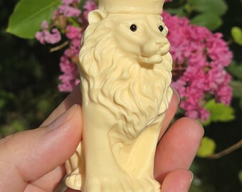 Tagua Nut Lion. Lion Carving, Ivory Nut Lion