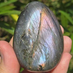 Labradorite Palmstone,  Flashy Labradorite Crystal