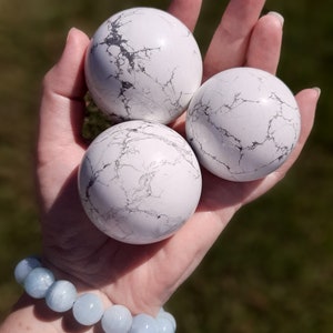 Crystal Howlite Spheres