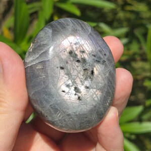 Labradorite Palmstone,  Flashy Labradorite Crystal