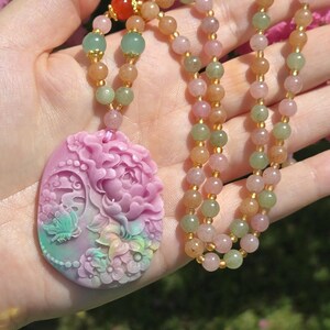 Gorgeous Yanyuan Agate Lotus  Necklace