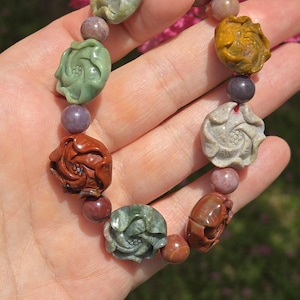 Alashan Agate Flower Crystal Stretchy Bracelet