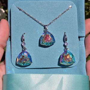 Cubic Zirconia Fauceted Necklace and Earring Set