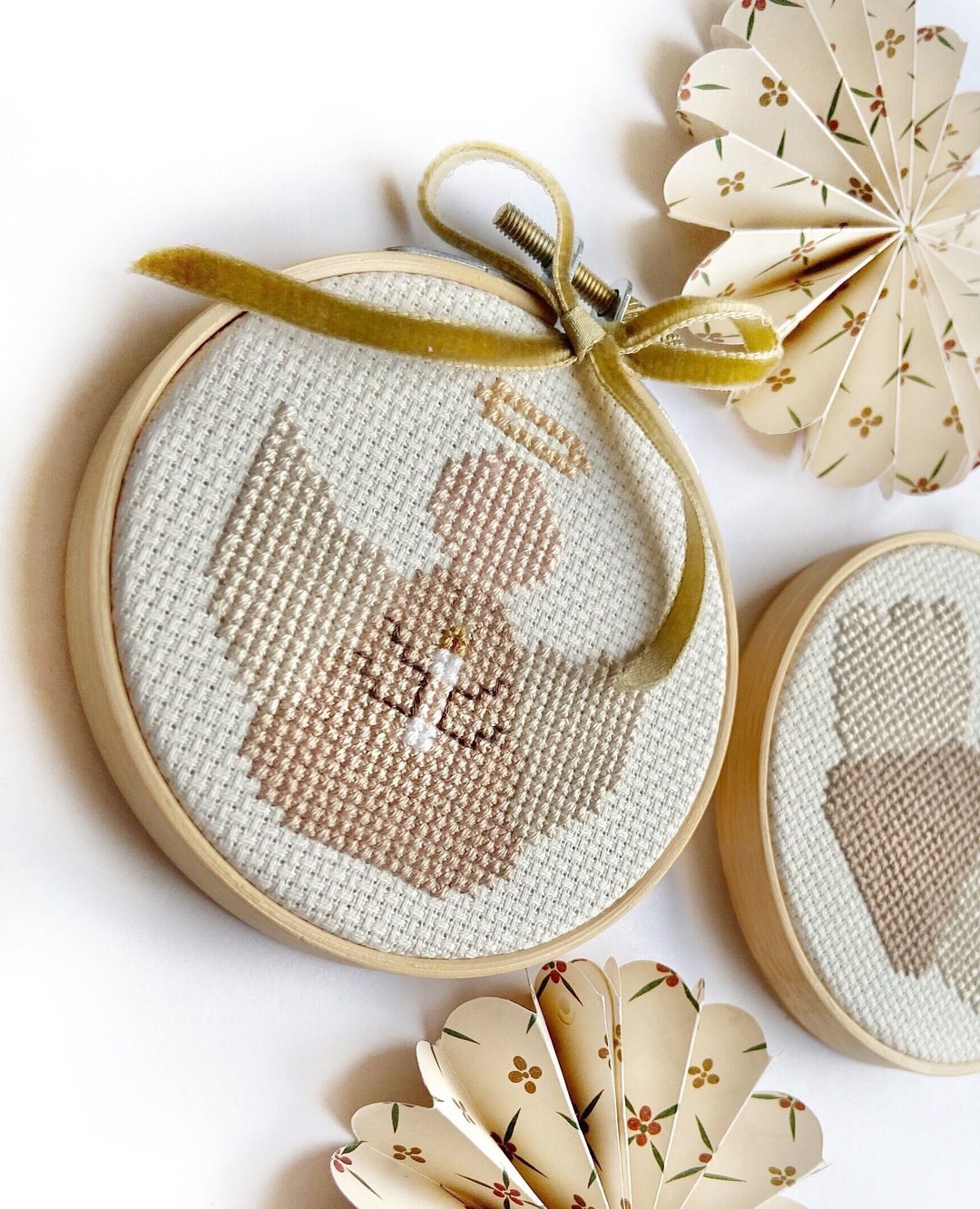 Christmas Angel Cross Stitch Pattern: 3-inch Hoop (PDF Download) - Etsy
