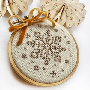 PATTERN | Snowflake Christmas Cross stitch pattern | pdf snowflake | boho Christmas ornament | pattern for beginners | instant download