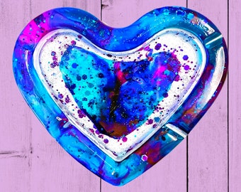 Galaxy Heart Shaped Ashtray | Cool Ashtray | Smoke Accessories | Space Aesthetic | Gift Ideas | Girly Ashtray | Resin Ashtray