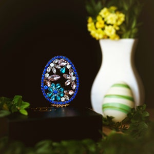 Floral Easter egg, Vintage Easter Egg Decoration rhinestone Easter Egg, Czech Crystal Easter Egg ornaments rhinestone Egg Easter