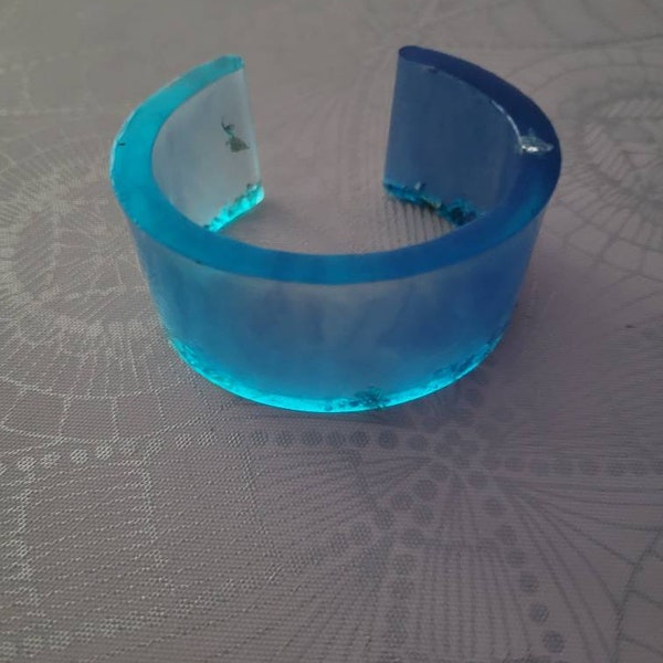 Bracelet massif néon fait à la main. Peut être personnalisé