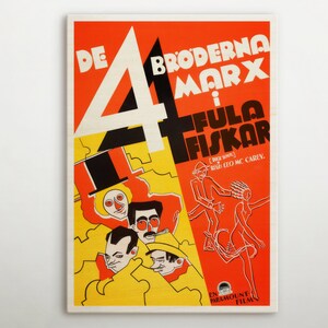 Duck Soup Swedish Wooden poster, Unique movie wall art of this cinema poster, perfect gift for retro decor enthusiasts and Hollywood fans.