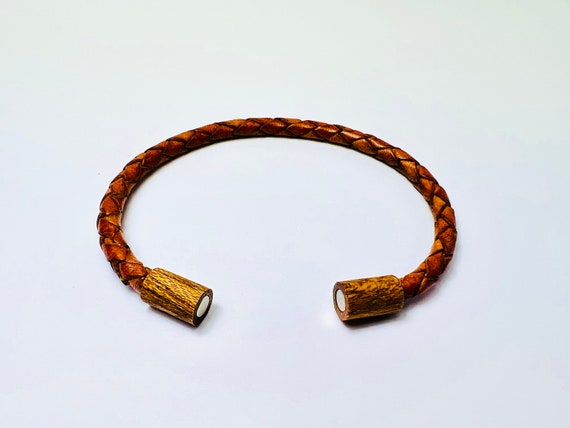 Wood Clasp Bracelet 