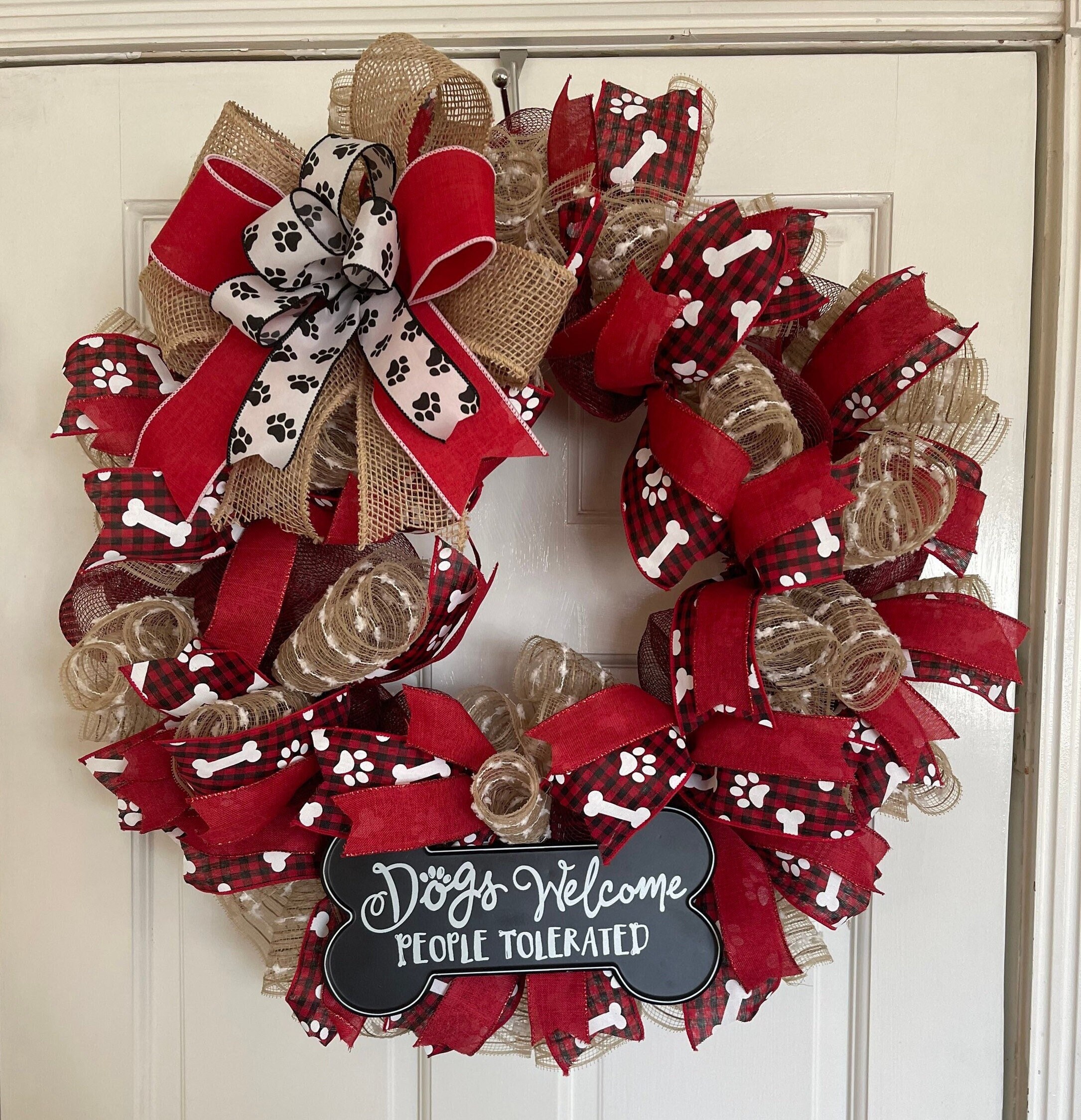 dog bone christmas wreath