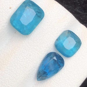 Lote de turmalinas naturales facetadas de color azul de 5,2 quilates // src; Afganistán.
