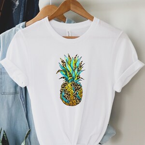 Pineapple Shirt, Leopard Artsy Pineapple T-Shirt, Foodie Cute Shirt, Trendy Pineapple Women&#39;s Clothing, Leopard Summer Pineapple Shirt