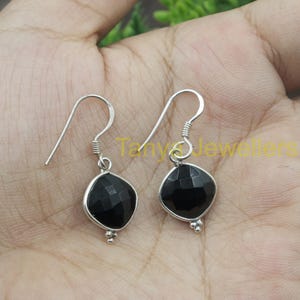 Brincos de ônix preto, brincos de pedras preciosas, brincos de prata esterlina 925, brincos pendurados, brincos de pedra preta para mulheres, presente de aniversário para ela