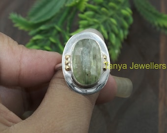 Anillo de piedra prehnita verde natural, anillo de plata de ley 925 con pequeñas bolas de latón, anillo de piedra preciosa, anillo llamativo, joyería de regalo de prehnita