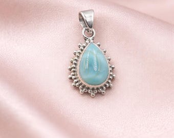 Handgemaakte sterlingzilveren larimar-hanger, natuurlijke edelsteensieraden