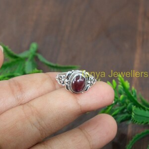 Red Garnet Stone Ring 925 Sterling Silver Ring Handmade Design Ring Wedding Engagement Rings for Women Garnet Christmas Gift Jewelry