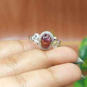 Natural Red Garnet Ring 925 Sterling Silver Ring Red Stone Ring Handmade Wedding Engagement Rings for Women Birthday Gift for Wife Mom