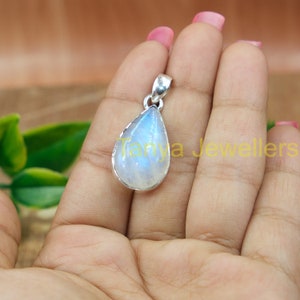 Natural Top Quality Blue Fire Moonstone Pendant 925 Sterling Silver Pendant Statement Pendant Gemstone Pendant Moonstone Jewelry Gift forHer