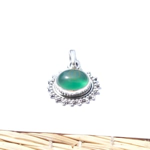 Natural Green Onyx Pendant 925 Sterling Silver Pendant Handmade Pendant Green Stone Pendant Statement Pendant Birthday Gift Jewelry for Wife
