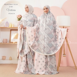 Muslim prayer dress/Mukena/ head covering/ prayer set/ prayer dress/ dress for salah/ prayer cloacks