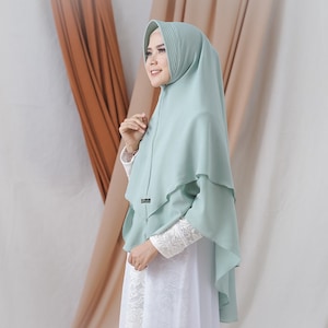 Instant hijab syar’i for muslim