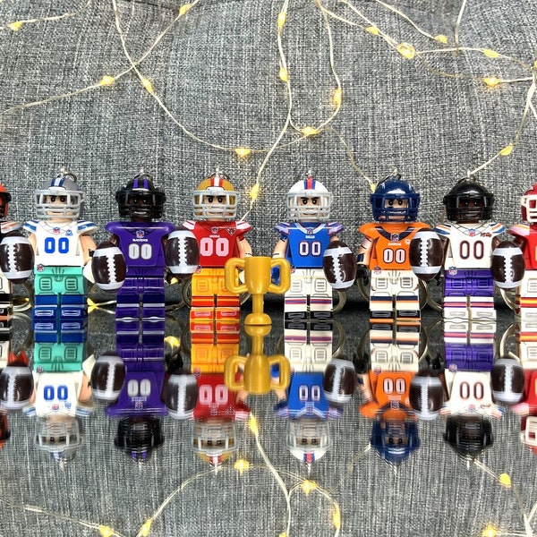 Custom made sports themed minifigure keyring/keychain - Choose from 49ers/Bills/Ravens/Broncos/Cowboys/Bears/Browns/Chiefs