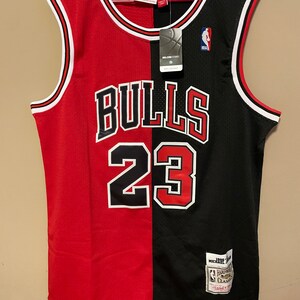 Men's Michael Jordan #23 Bulls 1997-98 Two-Tone White Red Split Chicago  Bulls Jerseys - Michael Jordan Bulls Jersey - red and black bulls jersey 