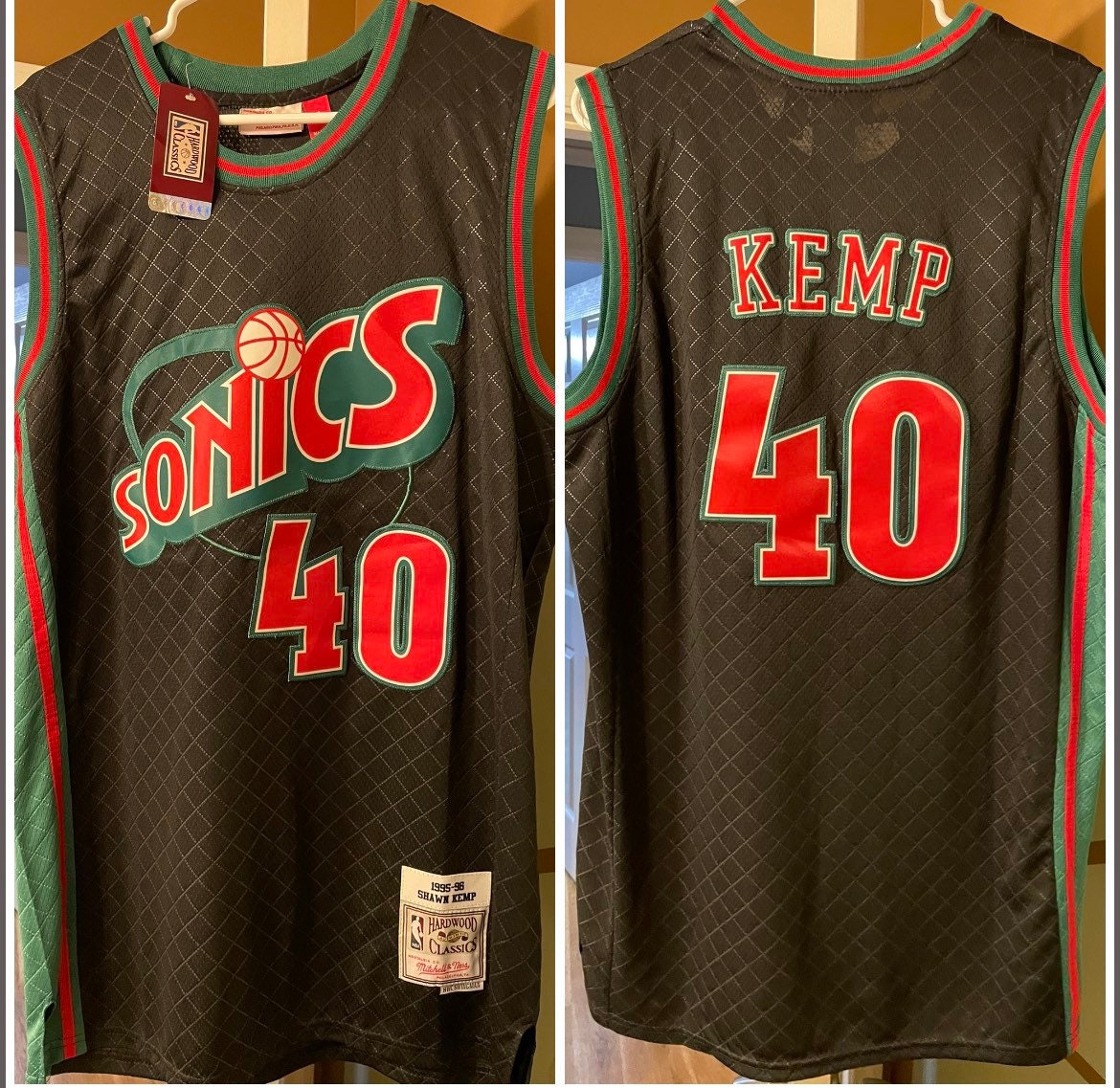 NWT mens Small mitchell & ness seattle super sonics shawn kemp #40