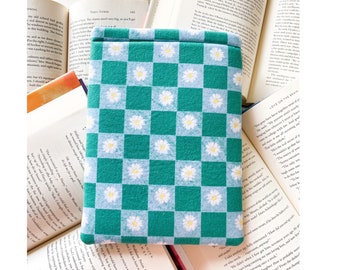 Teal Checkered Daisy Book Sleeve, Kindle Sleeve