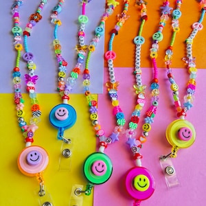 Colorful Beaded Lanyard for Teachers, Cute Smiley Face Badge Holder, Fun Kawaii Bead Accessories, Bright ID Holder, Back to School Gift