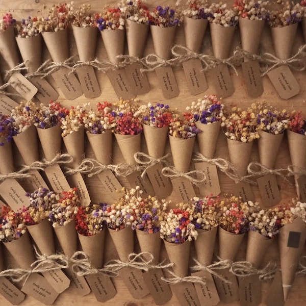 Dried Flower Magnet Favors: Rustic Mini Bouquet Color Options and Rainbow, Wedding Party Guest Bulk Gifts.