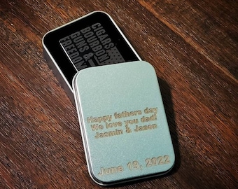 Personalizacja etui ZIPPO **Musi zostać zakupiona z listą ZIPPO***