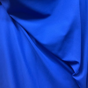 Royal blue 100%  polyester stretch pongee  lining  made in France