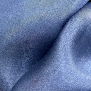 100% silk organza navy super Quilty great fabrics for dress jacket skirt pants and much more made in Italy