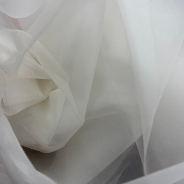 White 100% silk organza great fabrics for dress jacket skirt and much more made in Italy