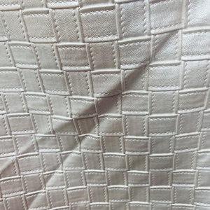 Tejido de vinilo con trama de cesta color marfil: PVC de diseño, fabricado en Italia