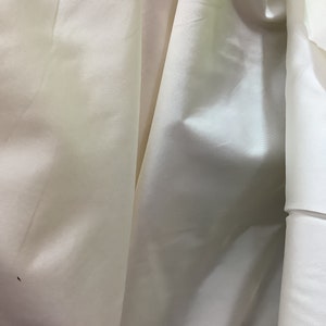 Ivory Silk Taffeta Fabric: 48 Inch Wide, Made in England