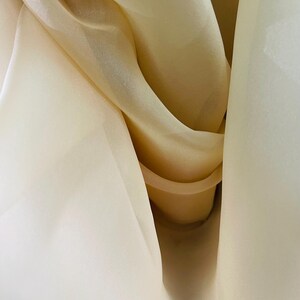 Hunter green 100% poly satin organza most elegant fabrics for dress shirt and much more made in Italy