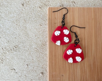 Hawaiian Girl Dangle Earrings || Inspired by Lilo and Stitch || Disney Land World Bound ||
