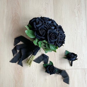 Gothic Black bouquet, black Wedding bouquet, bridesmaids bouquets ,black wedding bouquet, Real touch black roses , gothic bride bouquet