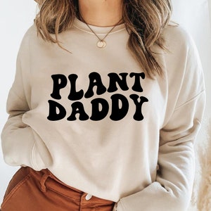 Plant DADDY SVG, Plant dad Svg, Plant daddy, Gardening, Svg Cut File, Wavy Letters, Silhouette Cut file, Cricut Svg, SVG Digital Download