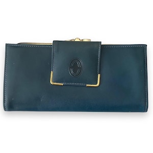 Cartera vintage Buxton de piel auténtica azul con doble pliegue y marco con cierre de presión