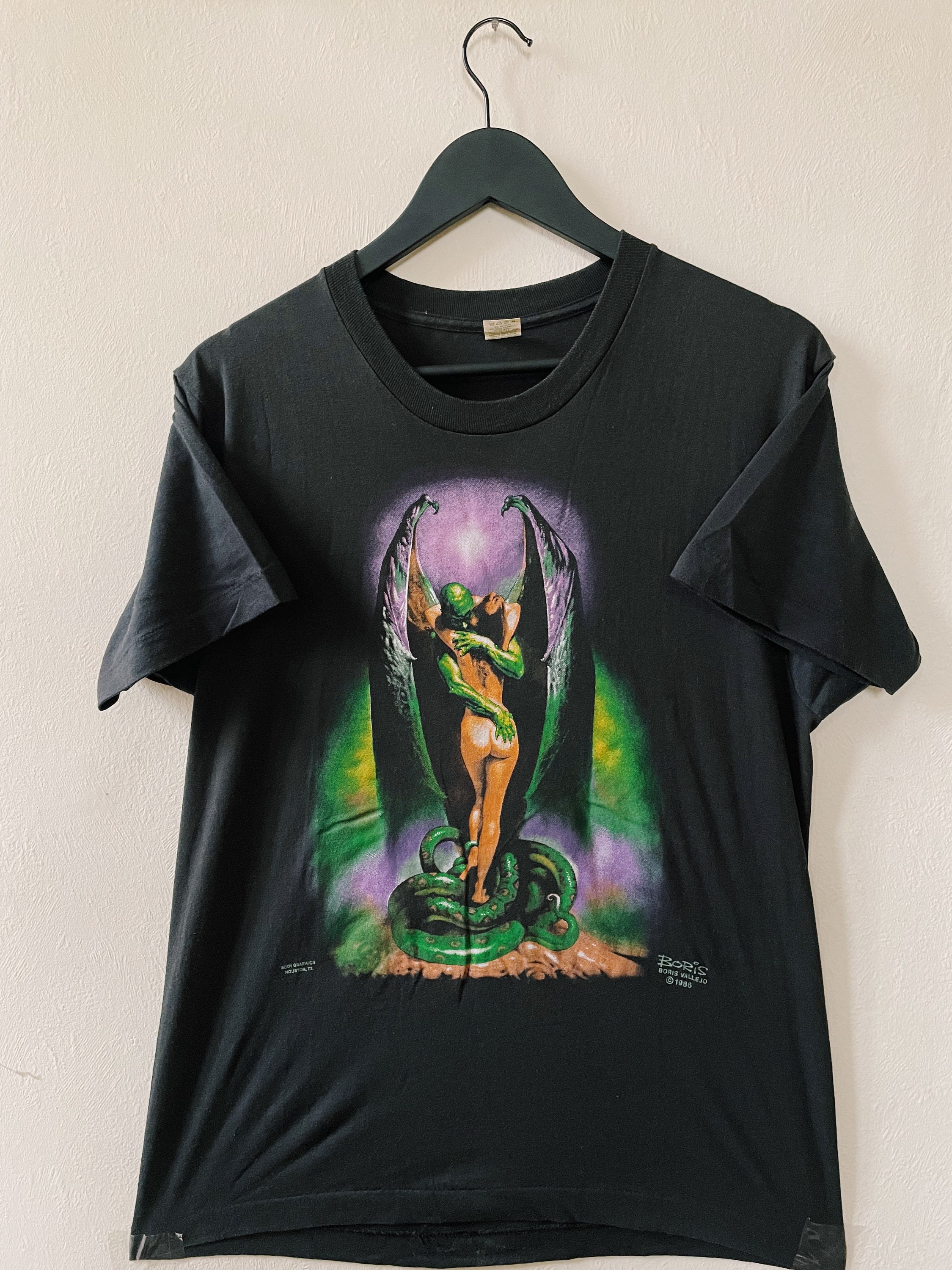 Vintage 1986 Boris Vallejo Body Graphics T-shirt Black Size M Art Shirt, Screenstars, 90s, 80s, Streetwear, Demon, Devil, Fantasy, Erotica - Etsy Vintage 1986 Boris Vallejo Body Graphics T-shirt Black Size M Art Shirt, Screenstars, 90s, 80s, Streetwear, Demon, Devil, Fantasy, Erotica - Etsy