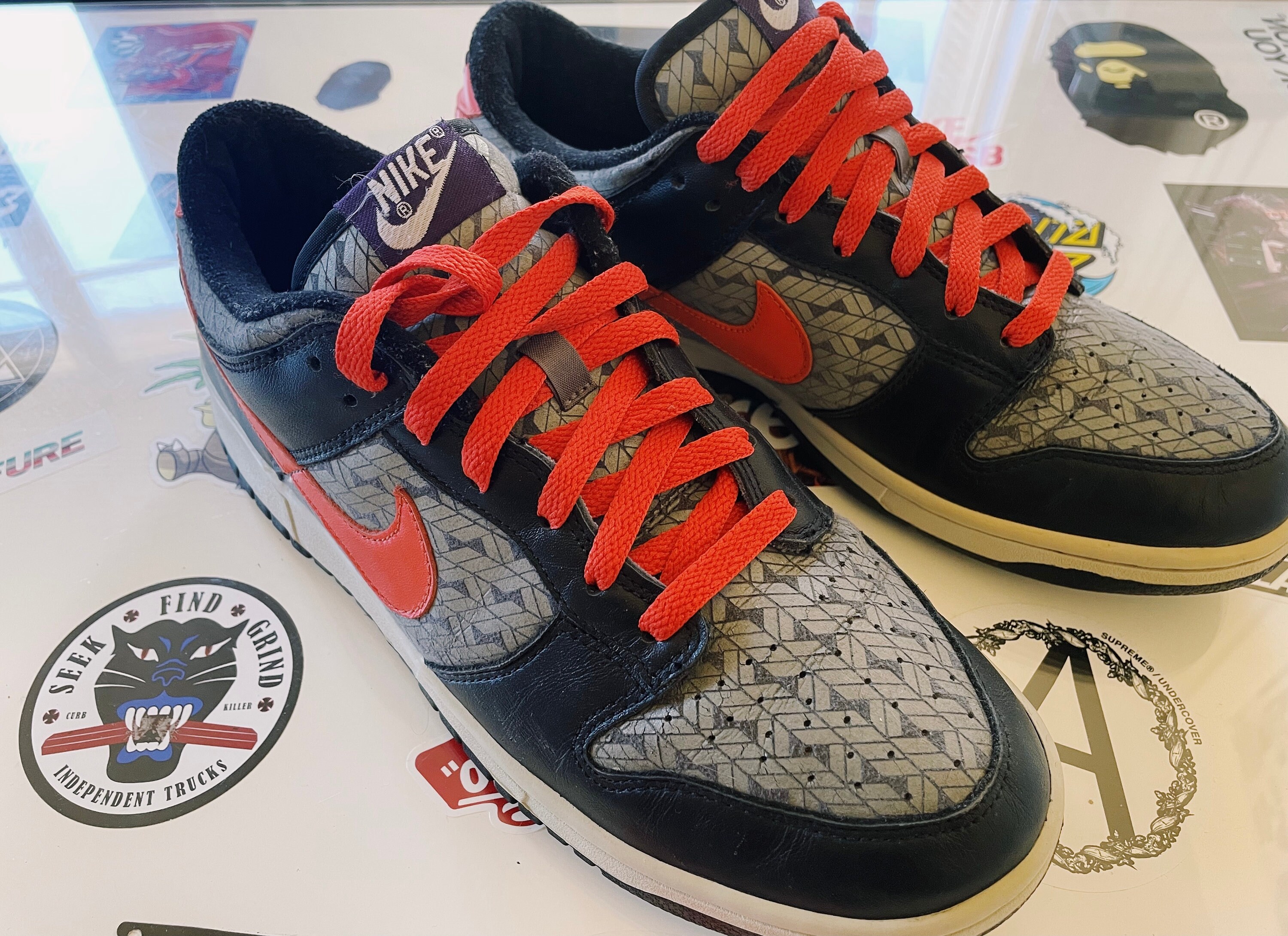 Vintage Nike Dunk Low Black / Neutual Gray / Safety Orange Flash 