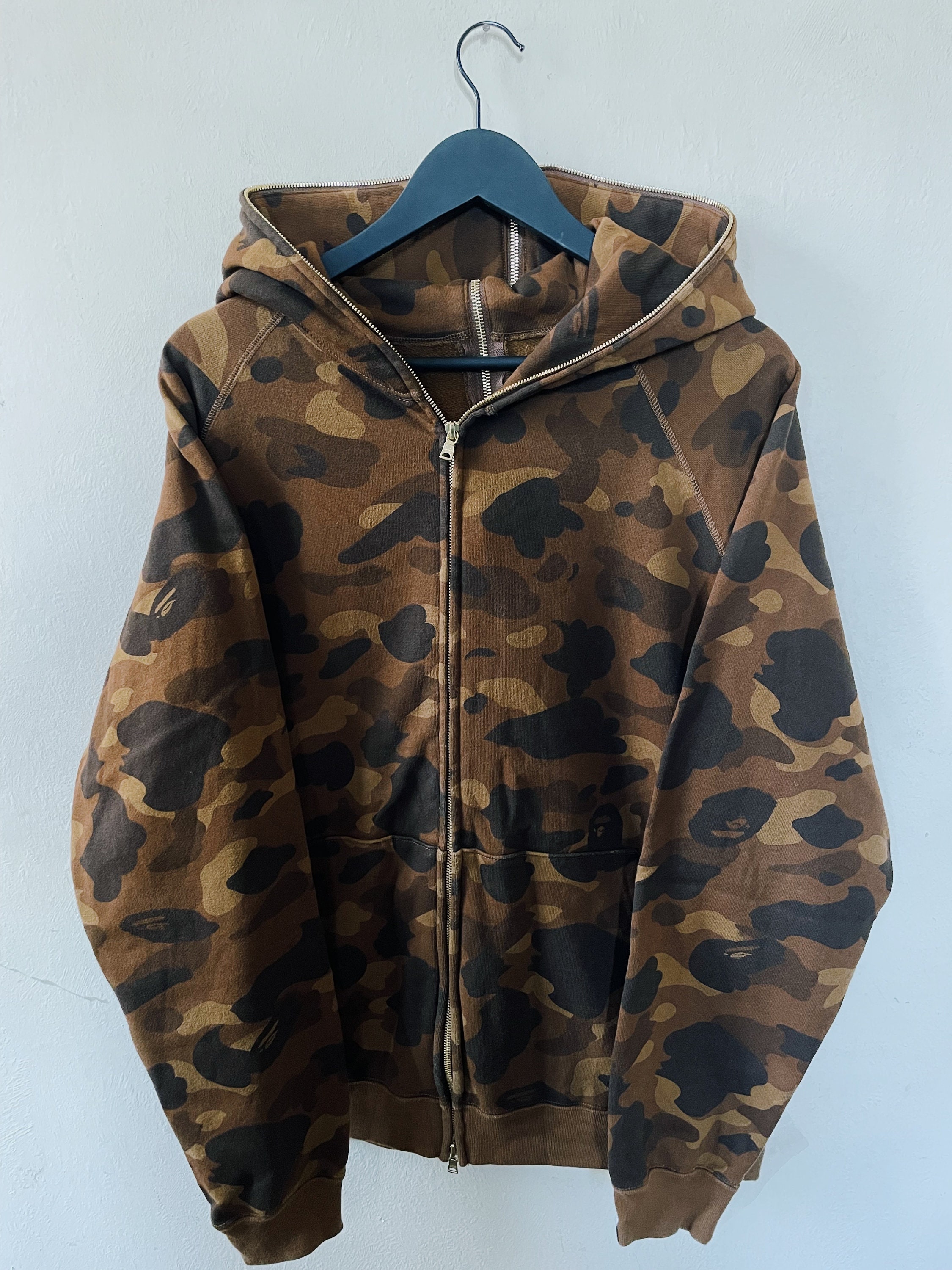 Bape Camo Shark Hoodie All Sizes Sweatshirt ( REP) Fits Size Large Men’s  And W