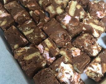 Caramelo de carretera rocosa hecho a mano. Sin gluten. Vegano también disponible.