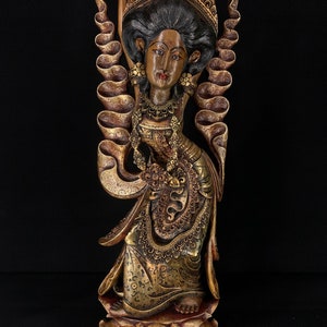 Huge Balinese Legong Dancer, Vintage Bali Dancer, Wooden Statue, Hand Carving, Hand Painted, Balinese Wood Sculpture, Bali Art Decor image 3